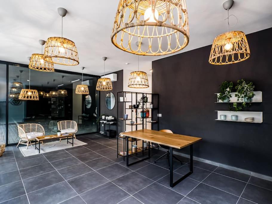 Mycampus 1 Bdrm, Stay 4, Free Parking, Garden, Self Check-In Sofia Zewnętrze zdjęcie